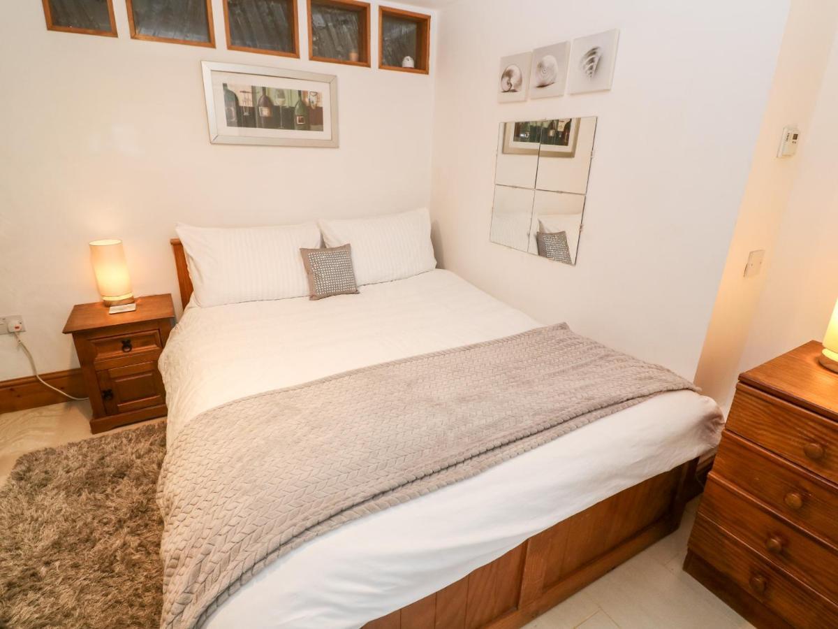 Maia House Apartment Penryn Bagian luar foto